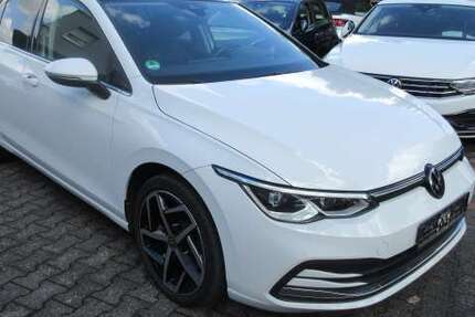 VW Golf Style 1.4 eHybrid DSG NAVI PANO IQ LIGHT HEAD 51.460 km 25.300 &euro; Bergkamen 59192