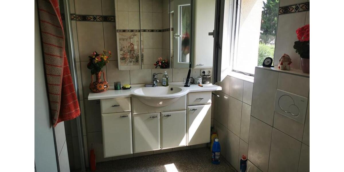 Erdgeschoßwohnung Dortmund Huckarde - 5 Zimmer, 110 m&sup2;, 1.350&euro; | Angebot:25842761