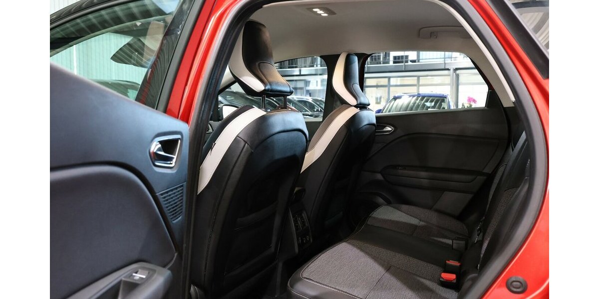Renault Captur 130 TCE INTENS RED & BLACK / LED / AHK 83.000 km 14.577 &euro; Hamm 59077