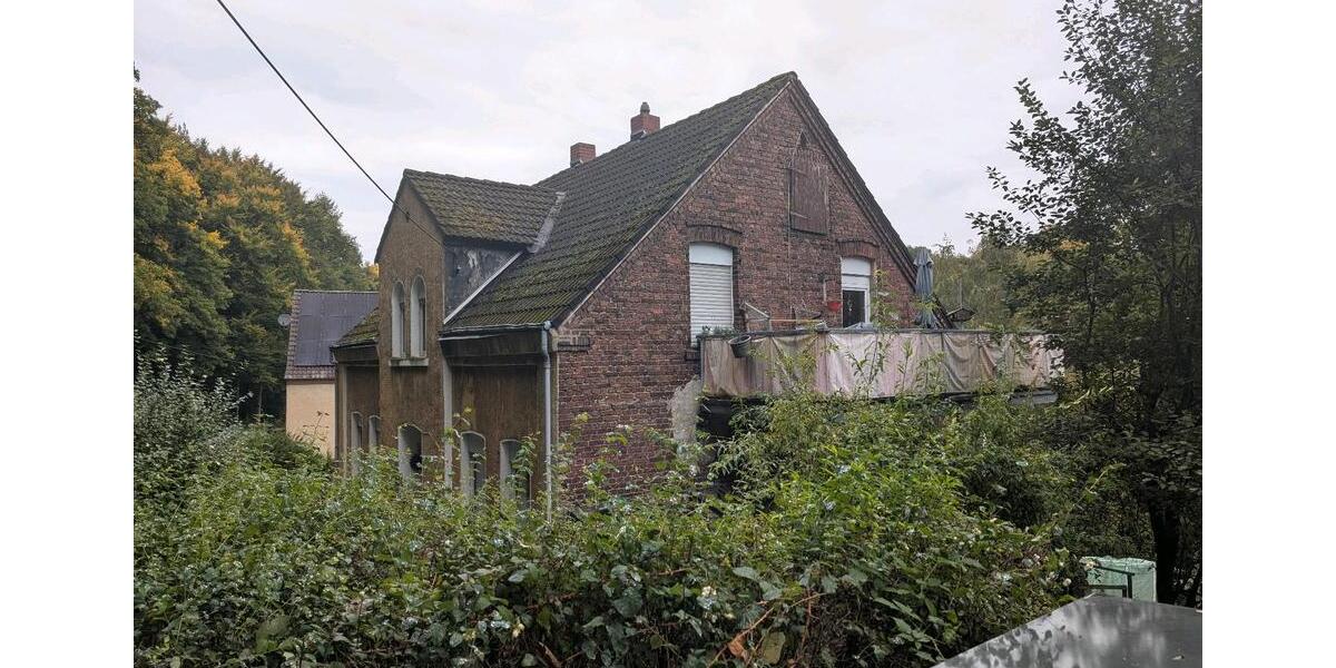 Einfamilienhaus Witten Rüdinghausen - 7 Zimmer, 174 m&sup2;, 599.000&euro; | Angebot:24663857
