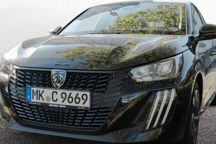Peugeot 208 3.850 km 18.990 &euro; Iserlohn 58636