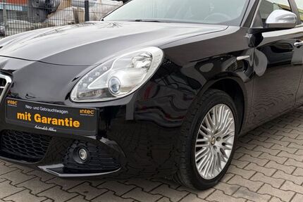 Alfa Romeo Giulietta 142.395 km 6.299 &euro; Dortmund 44379