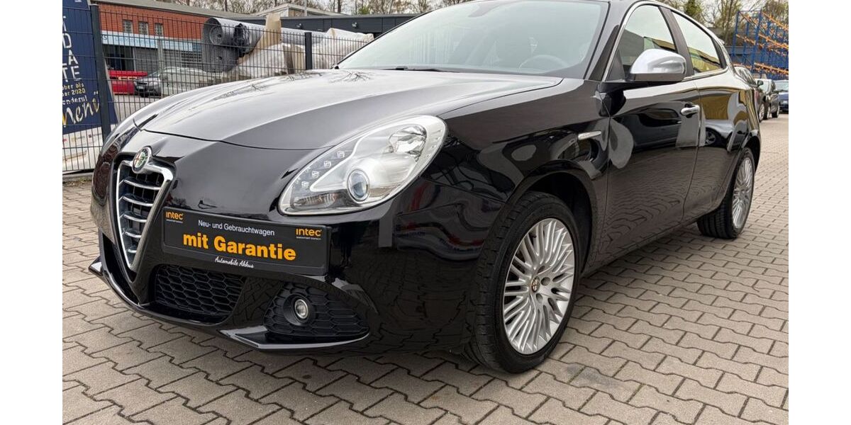 Alfa Romeo Giulietta 142.395 km 6.599 &euro; Dortmund 44379
