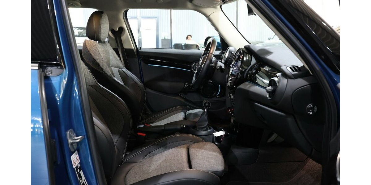 Mini ONE CLASSIC-TRIM / LED / LEDER / NAVI+APPLE 60.000 km 18.111 &euro; Hamm 59077