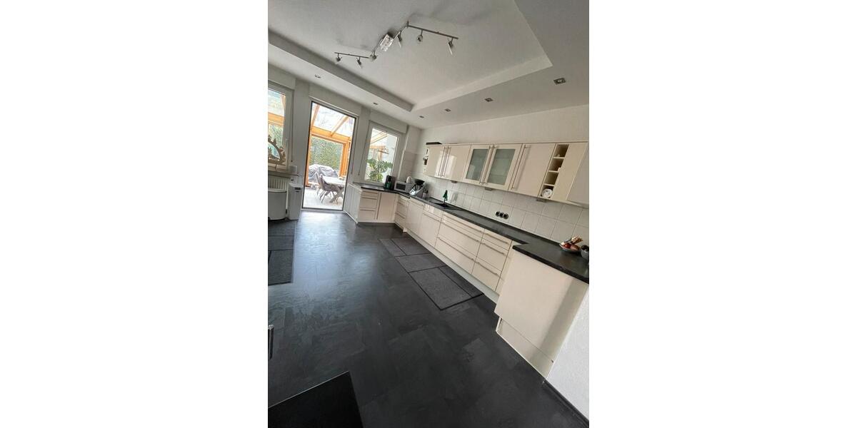 Erdgeschoßwohnung Oer-Erkenschwick Erkenschwick - 4 Zimmer, 136 m&sup2;, 345.000&euro; | Angebot:26035848