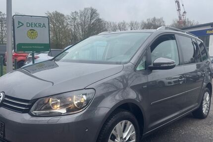 VW Touran 223.000 km 6.490 &euro; Datteln 45711