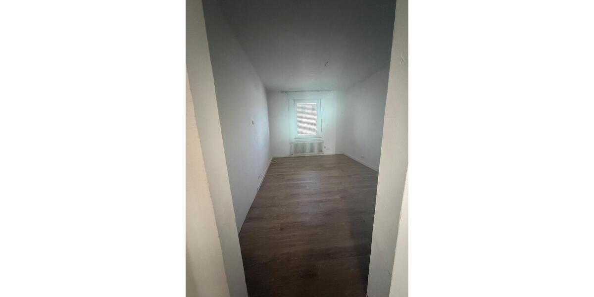 Reihenhaus Menden (Sauerland) Bösperde - 6 Zimmer, 130 m&sup2;, 1.590&euro; | Angebot:26391188