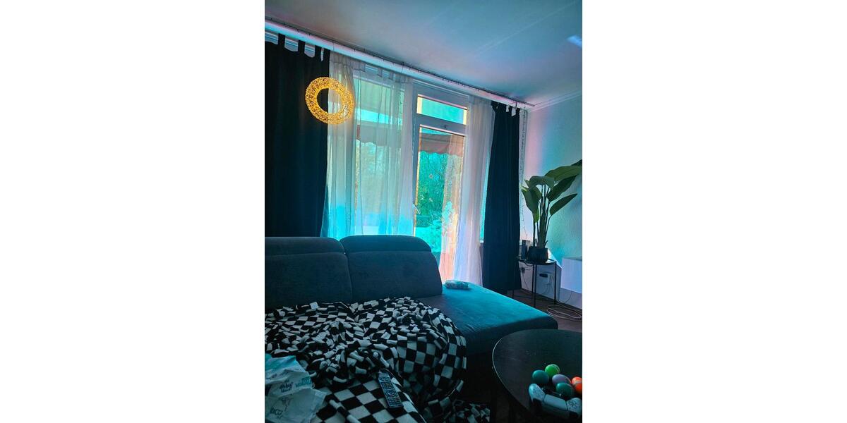 Dachgeschoßwohnung Dortmund Huckarde - 3.5 Zimmer, 78 m&sup2;, 800&euro; | Angebot:25903124