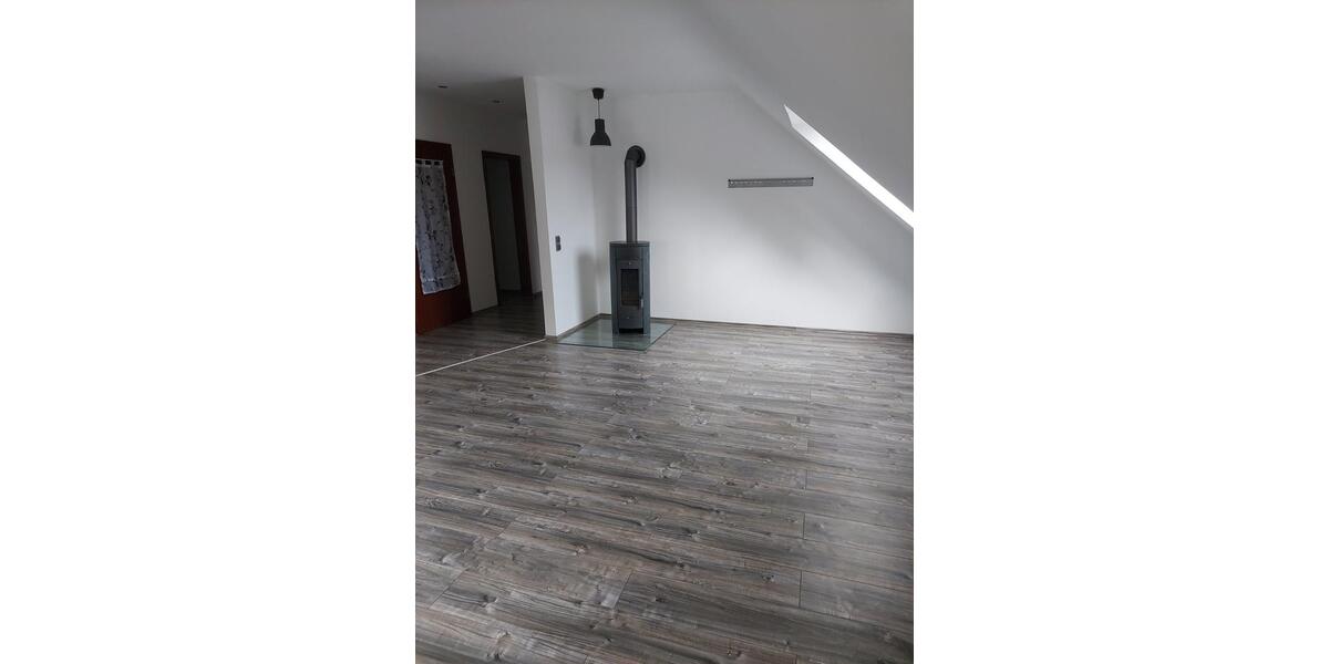 Dachgeschoßwohnung Fröndenberg (Ruhr) - 3 Zimmer, 68 m&sup2;, 580&euro; | Angebot:27619591