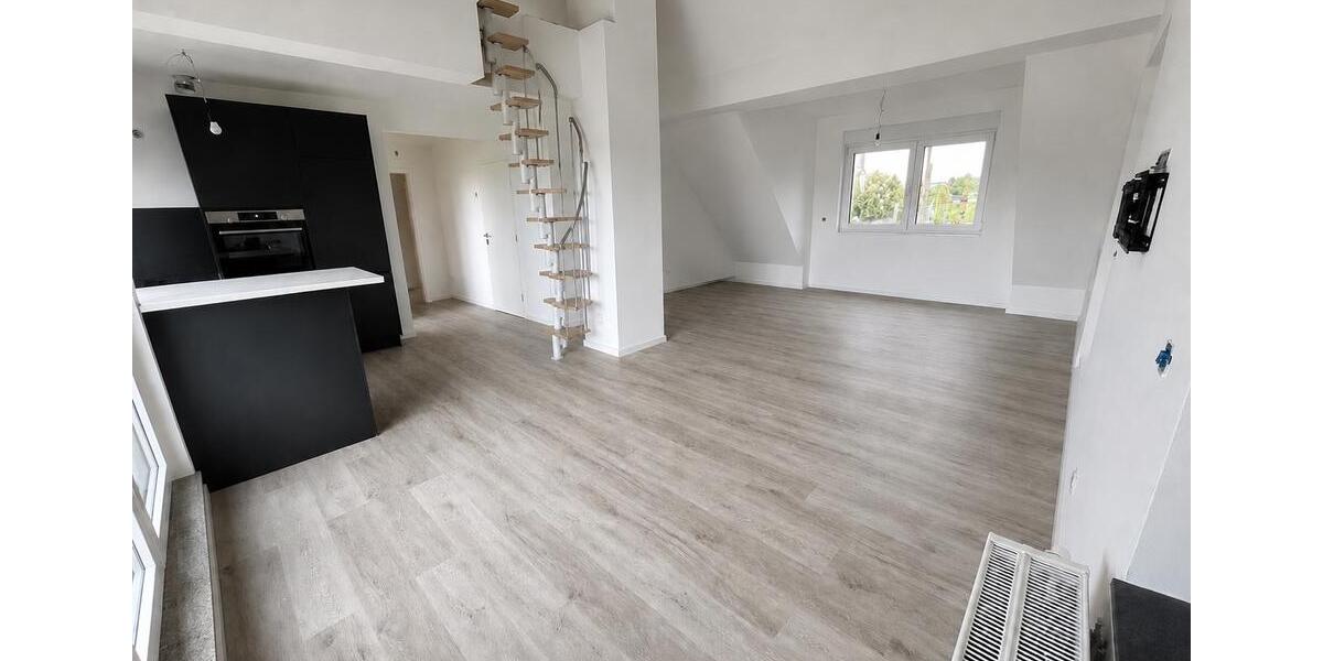 Dachgeschoßwohnung Castrop-Rauxel Deinighausen - 3.5 Zimmer, 90 m&sup2;, 1.200&euro; | Angebot:26647370
