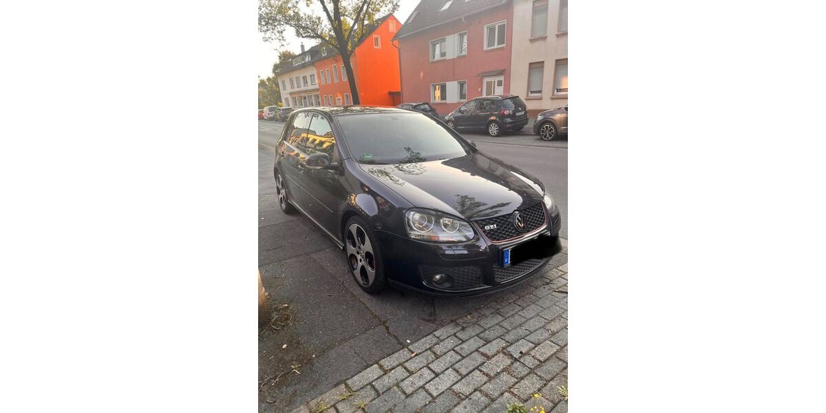 VW Golf 157.634 km 8.300 &euro; Dortmund 44269