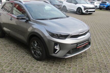 Kia Stonic 27.467 km 19.590 &euro; Datteln 45711