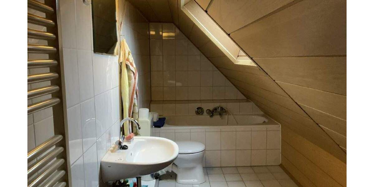 Einfamilienhaus Hamm Bockum-Hövel - 5 Zimmer, 145 m&sup2;, 320.000&euro; | Angebot:25819121