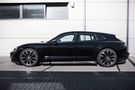 Porsche Taycan 40.500 km 69.900 &euro; Holzwickede 59439