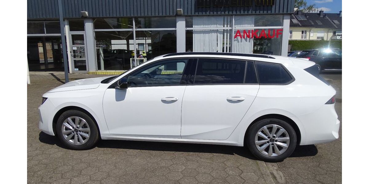 Opel Astra 12.999 km 19.977 &euro; Waltrop 45731