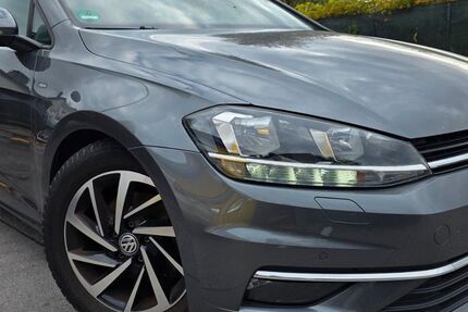 VW Golf 81.000 km 12.090 &euro; Dortmund 44147