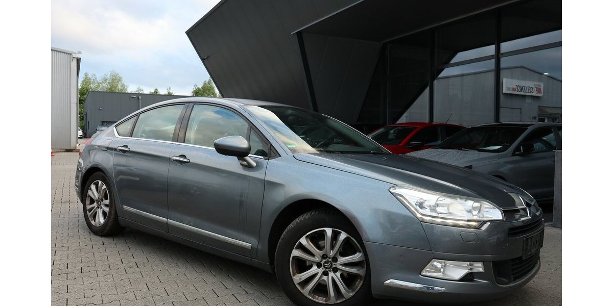 Citroen C5 2.0 HDI EXCLUSIVE / LEDER / NAVI+ 180.000 km 2.902 &euro; Hamm 59077