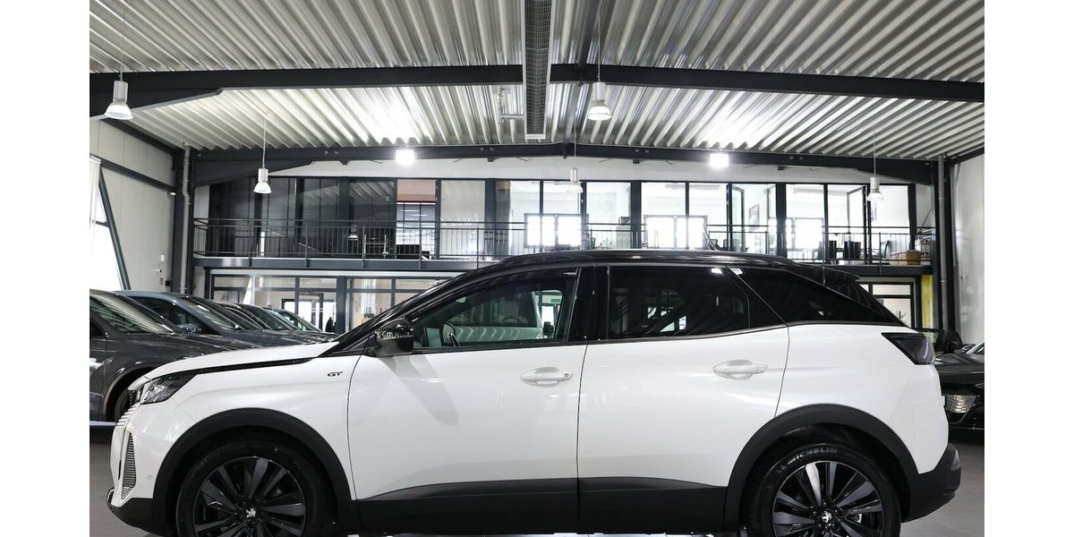 Peugeot 3008 BLUE-HDI GT-SPORT / WHITE & BLACK / SCHÖN 56.000 km 23.555 &euro; Hamm 59077