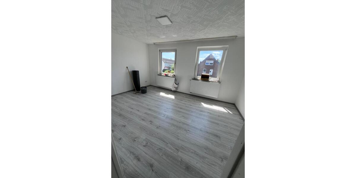 Etagenwohnung Castrop-Rauxel Becklem - 3 Zimmer, 60 m&sup2;, 1.050&euro; | Angebot:26679367