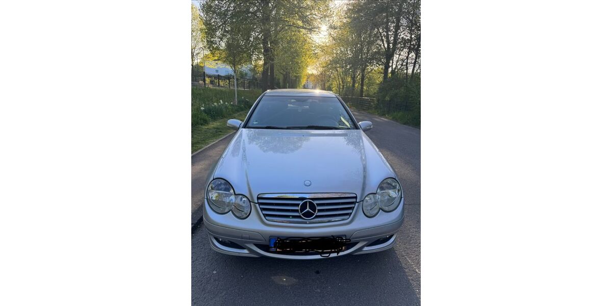 Mercedes-Benz C 180 208.000 km 2.799 &euro; Schwerte 58239