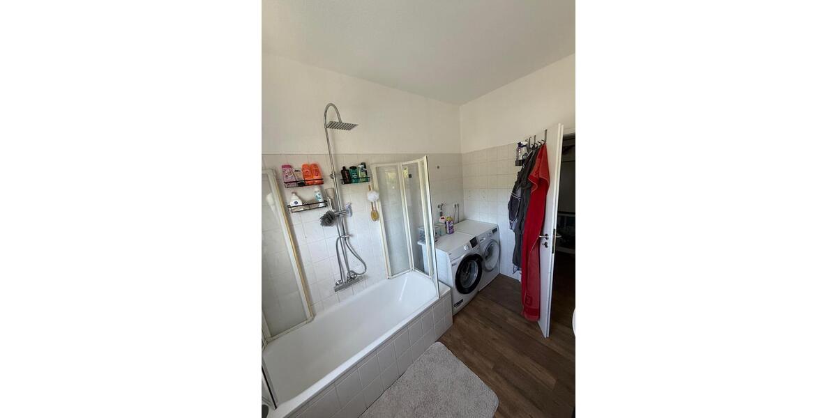 Dachgeschoßwohnung Iserlohn Grüne - 3 Zimmer, 77 m&sup2;, 155.000&euro; | Angebot:26889940