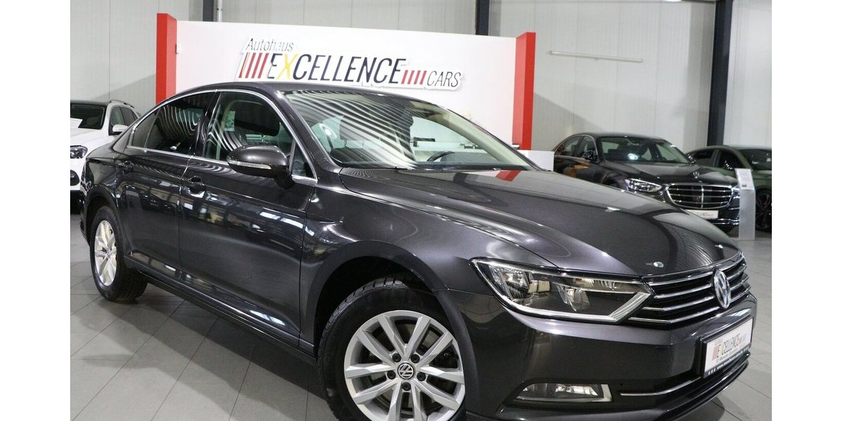 VW Passat 1.4 TSI Comfortline NAVI-DM+APPLE+ANDROID 159.000 km 12.444 &euro; Hamm 59077