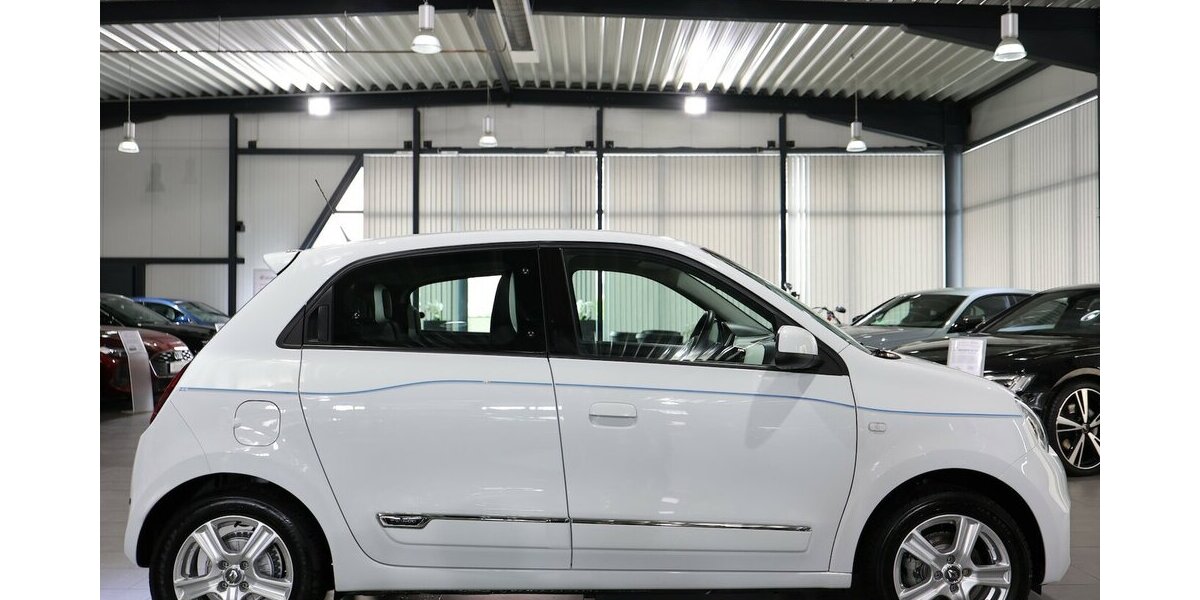 Renault Twingo INTENS ELECTRIC SPURHALTE, LEDER, KAMERA 12.000 km 13.400 &euro; Hamm 59077