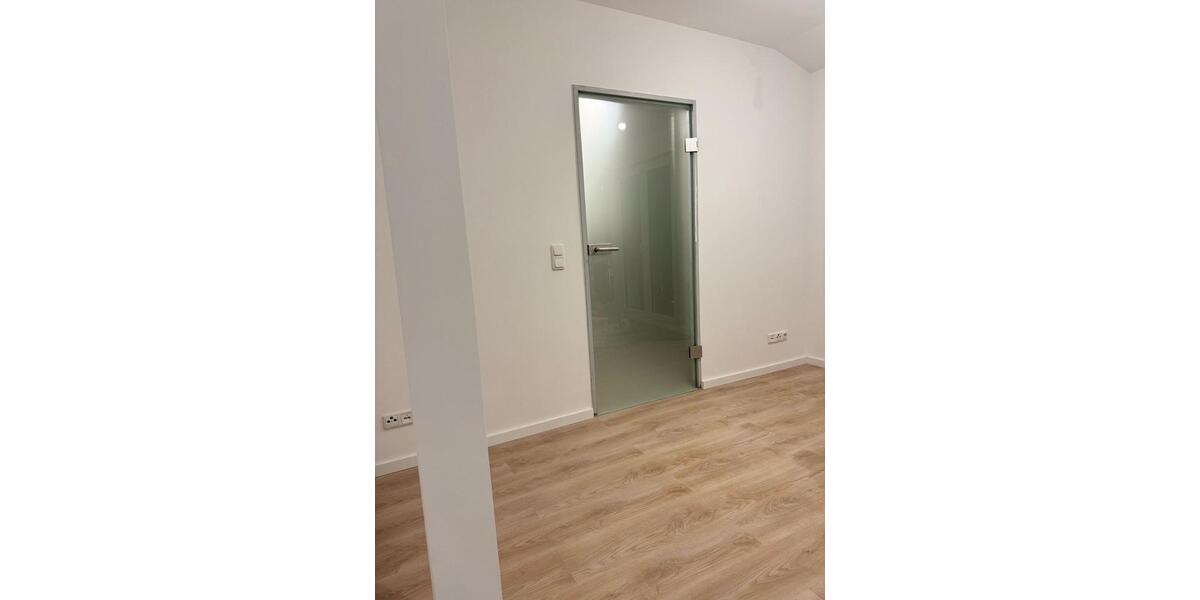 Dachgeschoßwohnung Menden (Sauerland) - 2 Zimmer, 60 m&sup2;, 600&euro; | Angebot:26662284