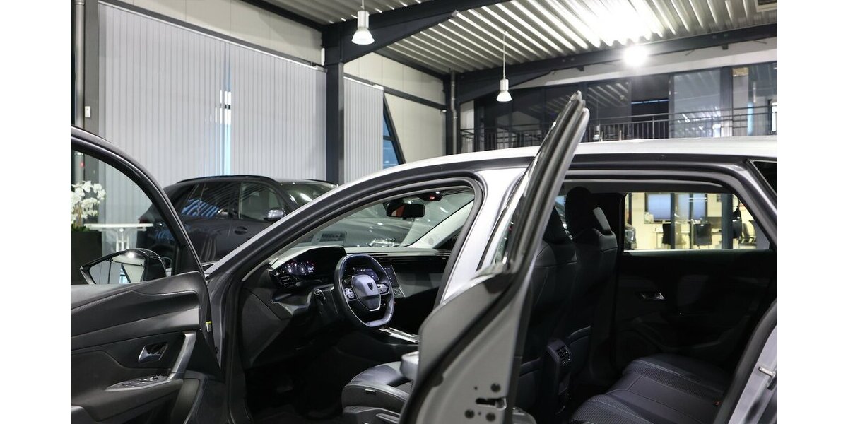 Peugeot 308 SW 130 BLUE-HDI ACTIVE PACK / I-COCKPIT, LED 130.000 km 15.555 &euro; Hamm 59077