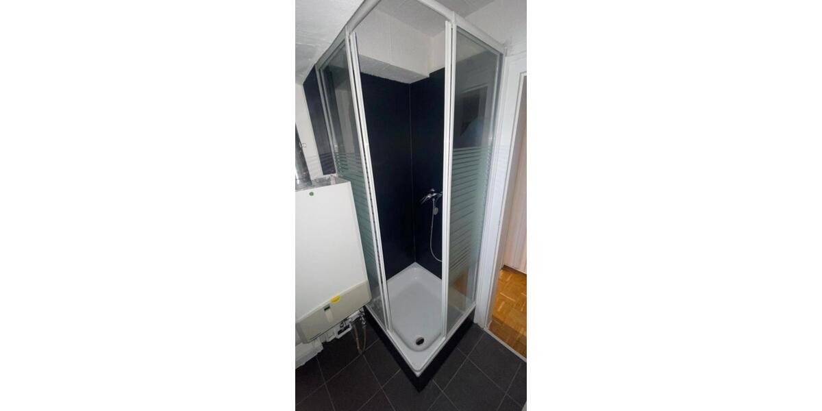 Dachgeschoßwohnung Dortmund Brackel - 1.5 Zimmer, 30 m&sup2;, 370&euro; | Angebot:25959341