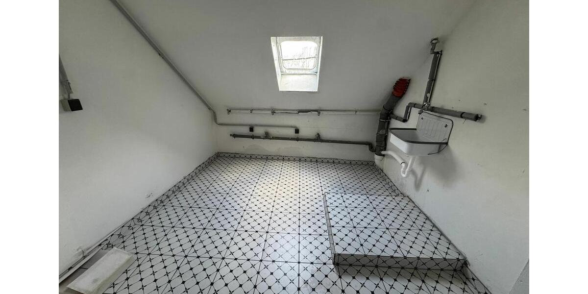 Etagenwohnung Dortmund Mengede - 4 Zimmer, 75 m&sup2;, 950&euro; | Angebot:25396301