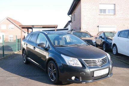 Toyota Avensis 206.064 km 5.990 &euro; Selm 59379