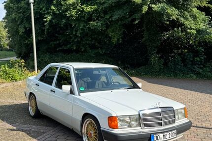 Mercedes-Benz 190 293.000 km 6.399 &euro; Dortmund 44141
