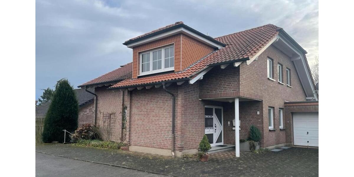 Dachgeschoßwohnung Wickede (Ruhr) - 2 Zimmer, 83 m&sup2;, 830&euro; | Angebot:25990080