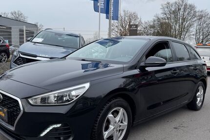 Hyundai i30 175.000 km 8.990 &euro; Datteln 45711