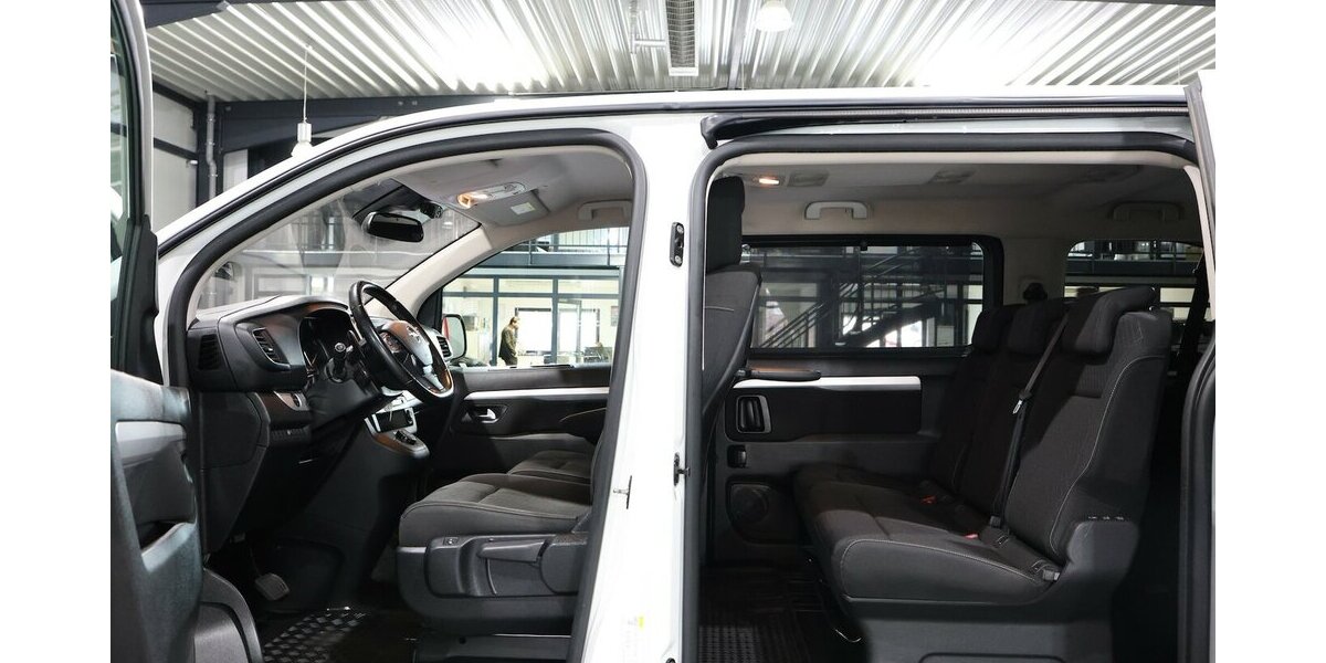 Opel Zafira Life 2.0 CDTI EDITION-M INNOVATION 8-SITZ 150.000 km 24.555 &euro; Hamm 59077