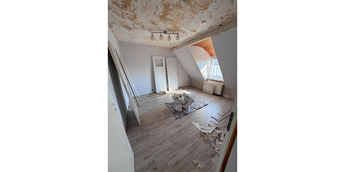 Dachgeschoßwohnung Schwerte - 3 Zimmer, 59 m&sup2;, 786&euro; | Angebot:25402730