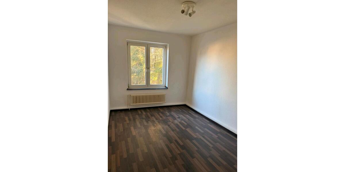 Etagenwohnung Dortmund Scharnhorst - 3.5 Zimmer, 65 m&sup2;, 520&euro; | Angebot:25882180