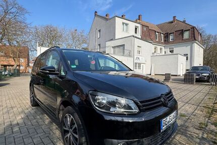 VW Touran 285.600 km 6.000 &euro; Ahlen 59229