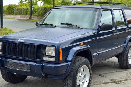 Jeep Cherokee 252.000 km 4.500 &euro; Ahlen 59229