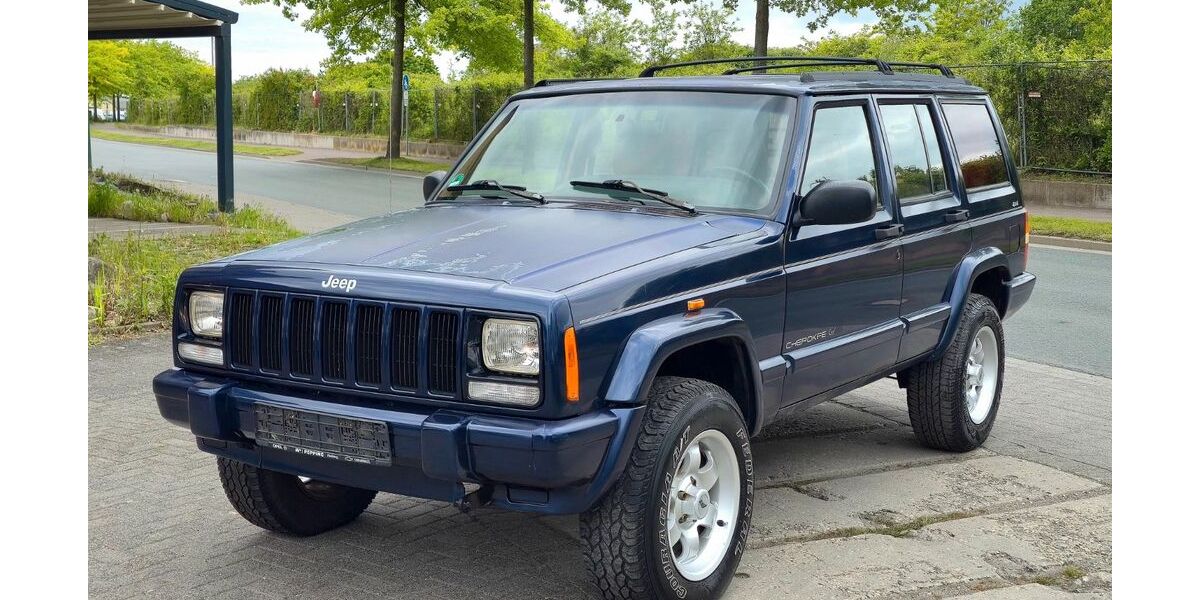 Jeep Cherokee 252.000 km 4.500 &euro; Ahlen 59229