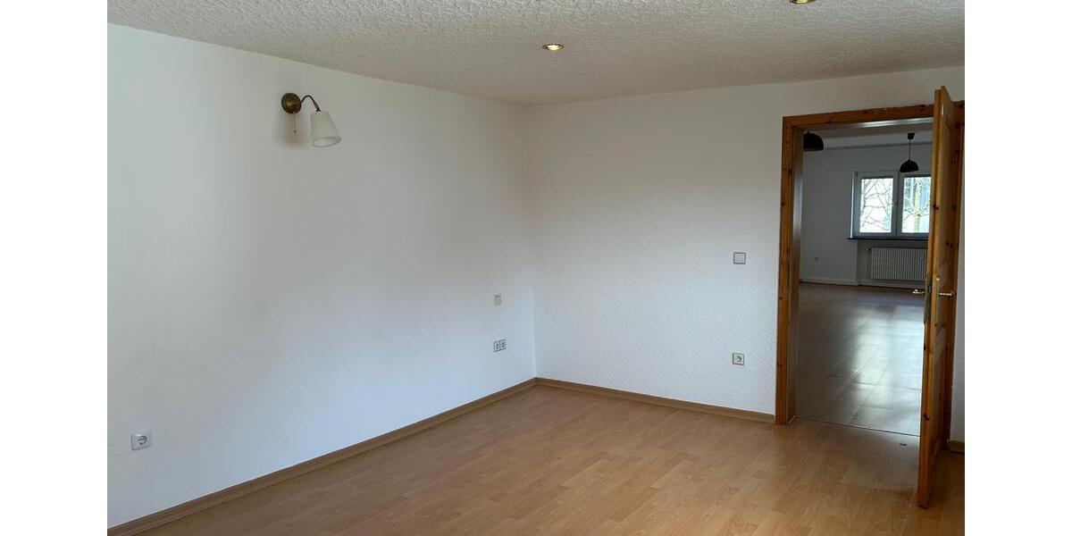 Etagenwohnung Hamm - 3.5 Zimmer, 100 m&sup2;, 1.030&euro; | Angebot:25420310