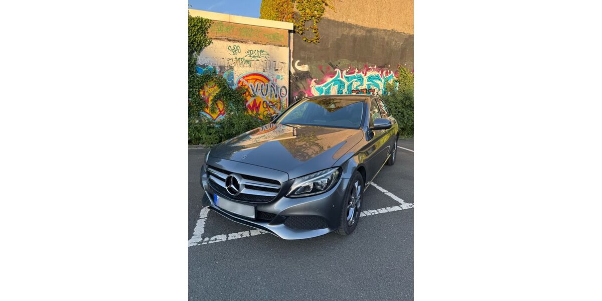 Mercedes-Benz C 250 142.000 km 19.500 &euro; Hamm 59067
