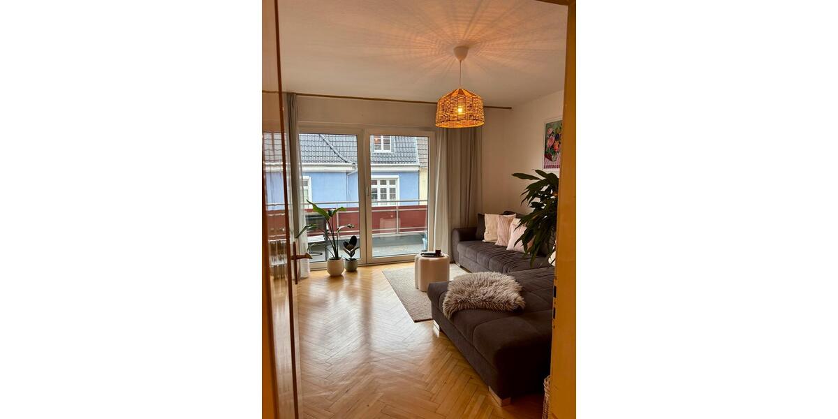 Etagenwohnung Hamm - 2 Zimmer, 76 m&sup2;, 850&euro; | Angebot:25022970