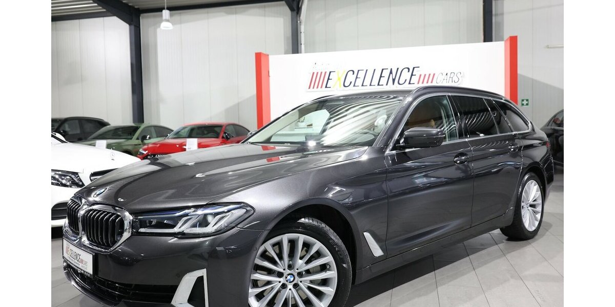 BMW 530i Touring INNOVATION LUXURY-LINE BUSINESS 45.000 km 39.444 &euro; Hamm 59077