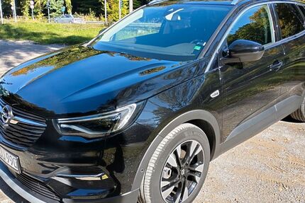 Opel Grandland (X) 82.000 km 17.000 &euro; Dortmund 44229