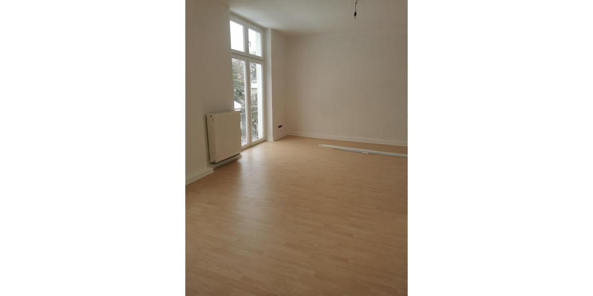 Etagenwohnung Iserlohn - 5 Zimmer, 160 m&sup2;, 990&euro; | Angebot:25852011