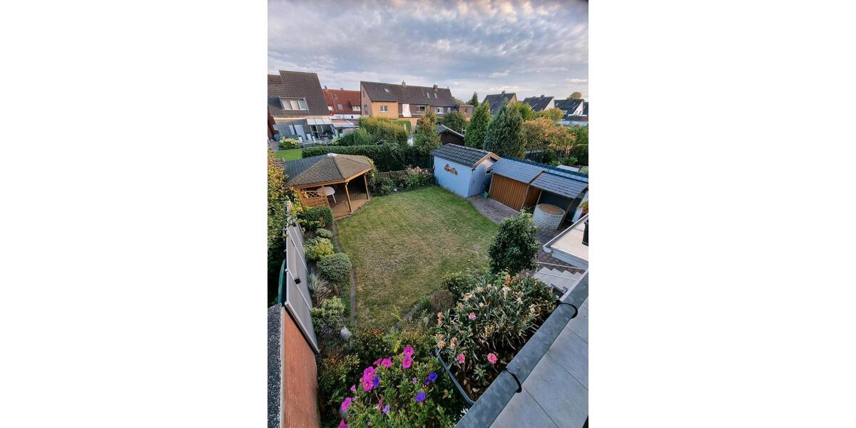 Reihenhaus Hamm Herringen - 8 Zimmer, 195 m&sup2;, 395.000&euro; | Angebot:25942927