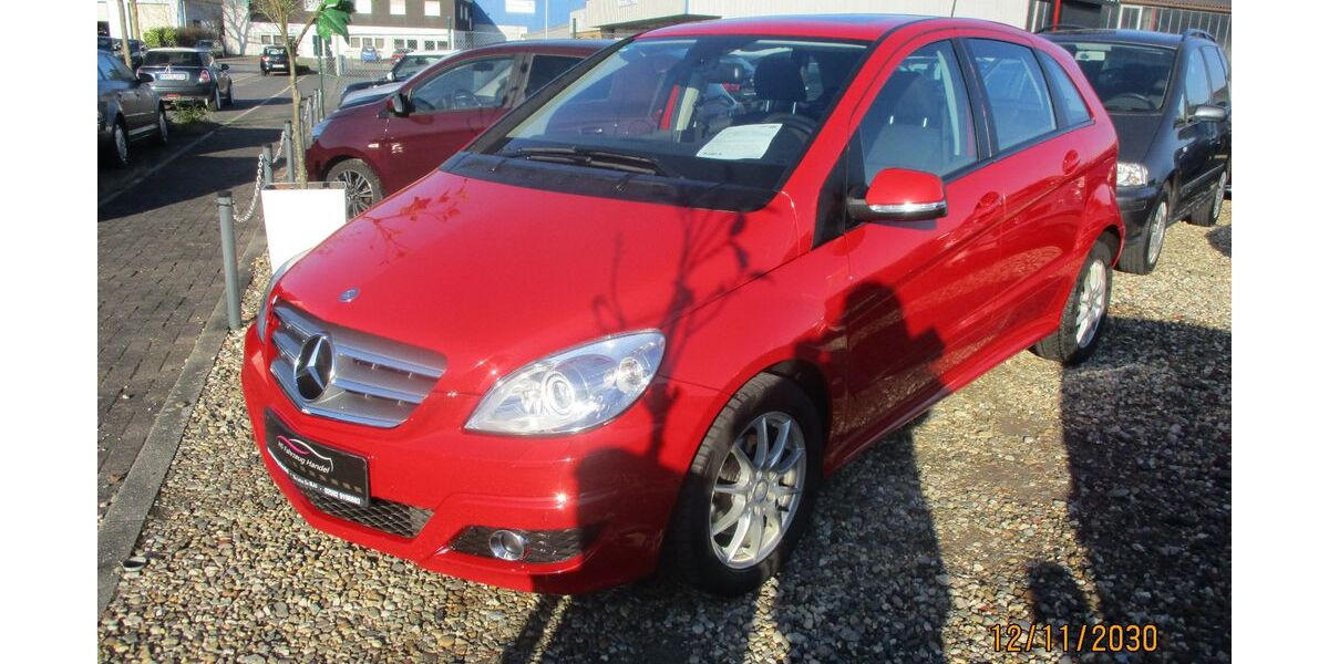 Mercedes-Benz B 180 143.521 km 5.499 &euro; Selm 59379