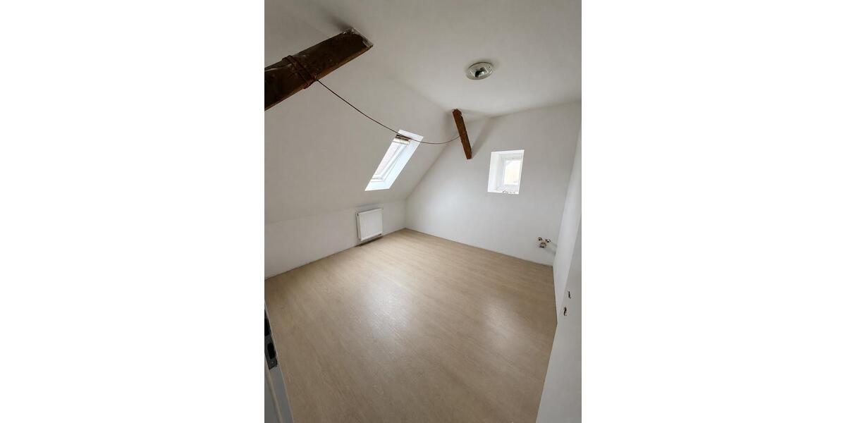 Einfamilienhaus Ahlen - 16 Zimmer, 200 m&sup2;, 430.000&euro; | Angebot:26635906